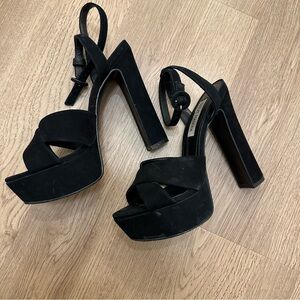 Elegant Black Steve Madden Platform Heels